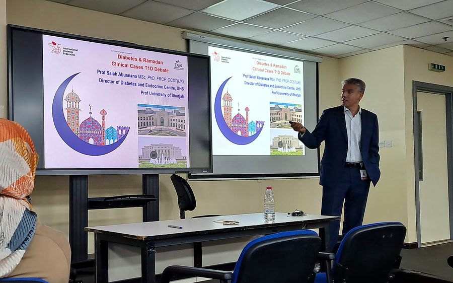 Professor Abusnana lecturing on diabetes and Ramadan